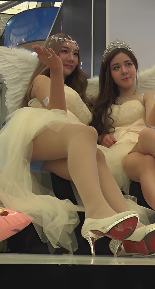 肉丝美腿模特[1.97G/MP4]