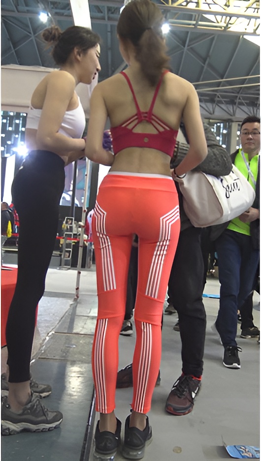 漂亮的性感瑜伽小姐姐[5.36G/MP4]