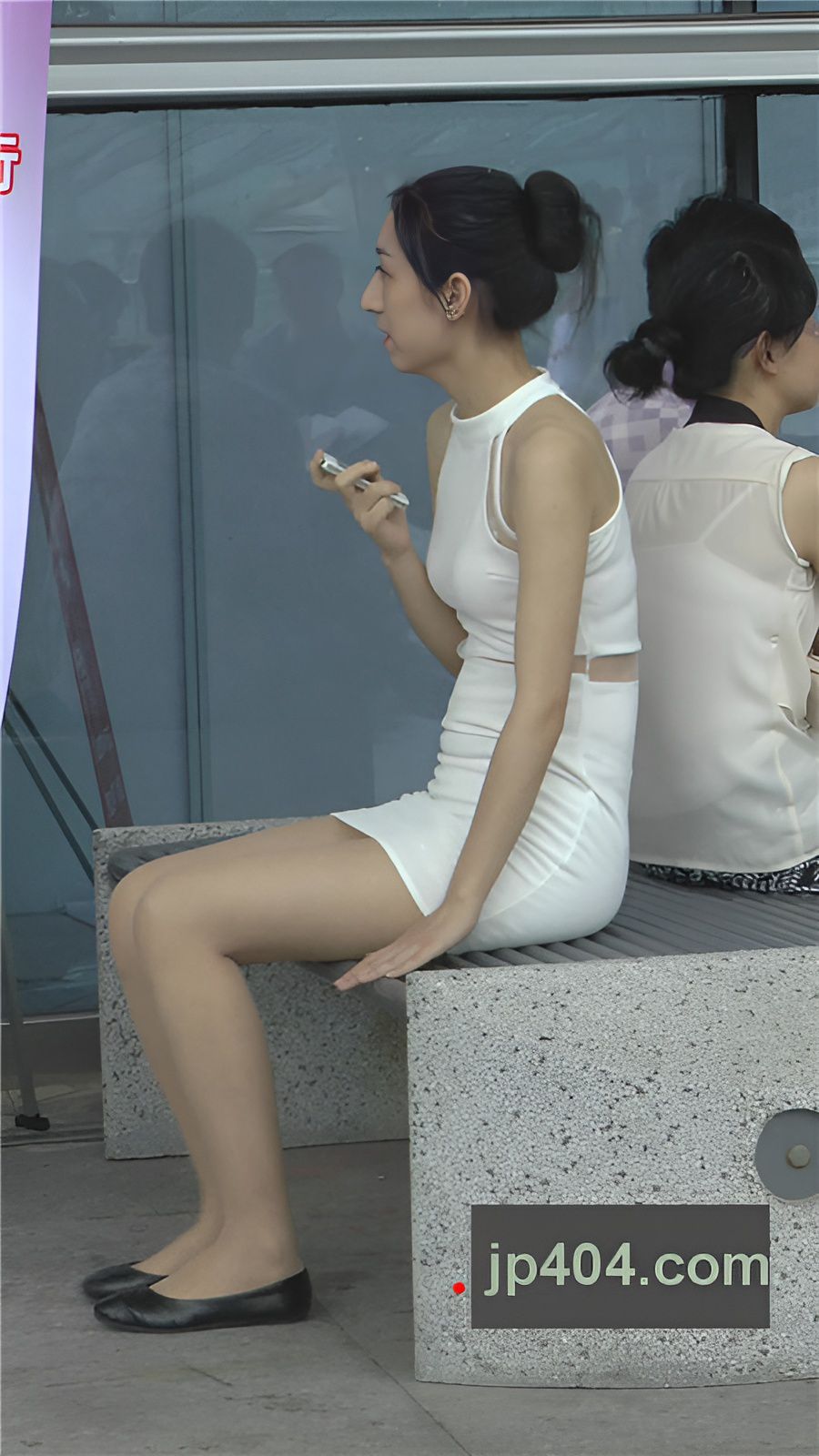 包臀裙小姐姐[189M/MP4]