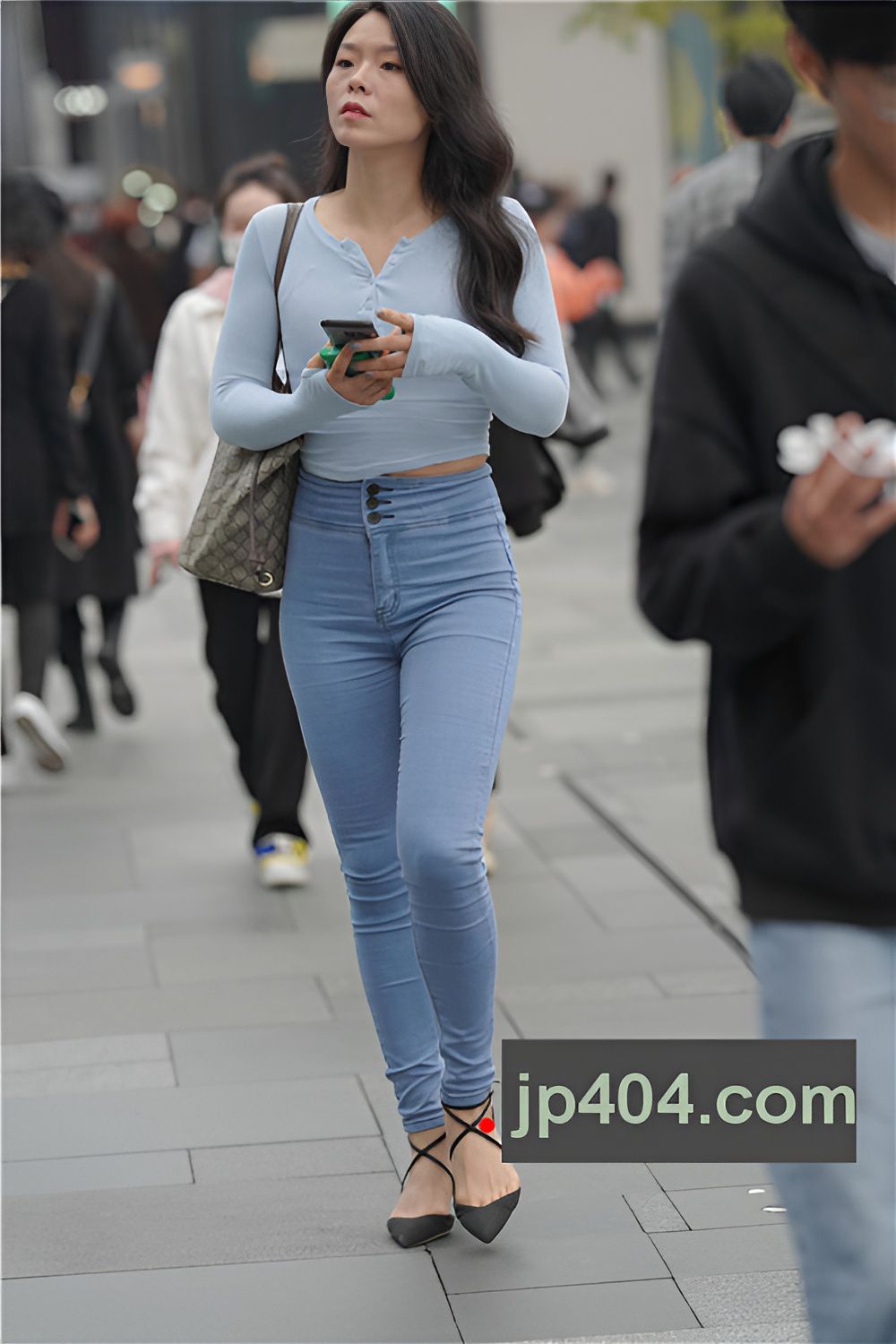 高腰牛仔裤妹子(105P)[1.64G/JPG]