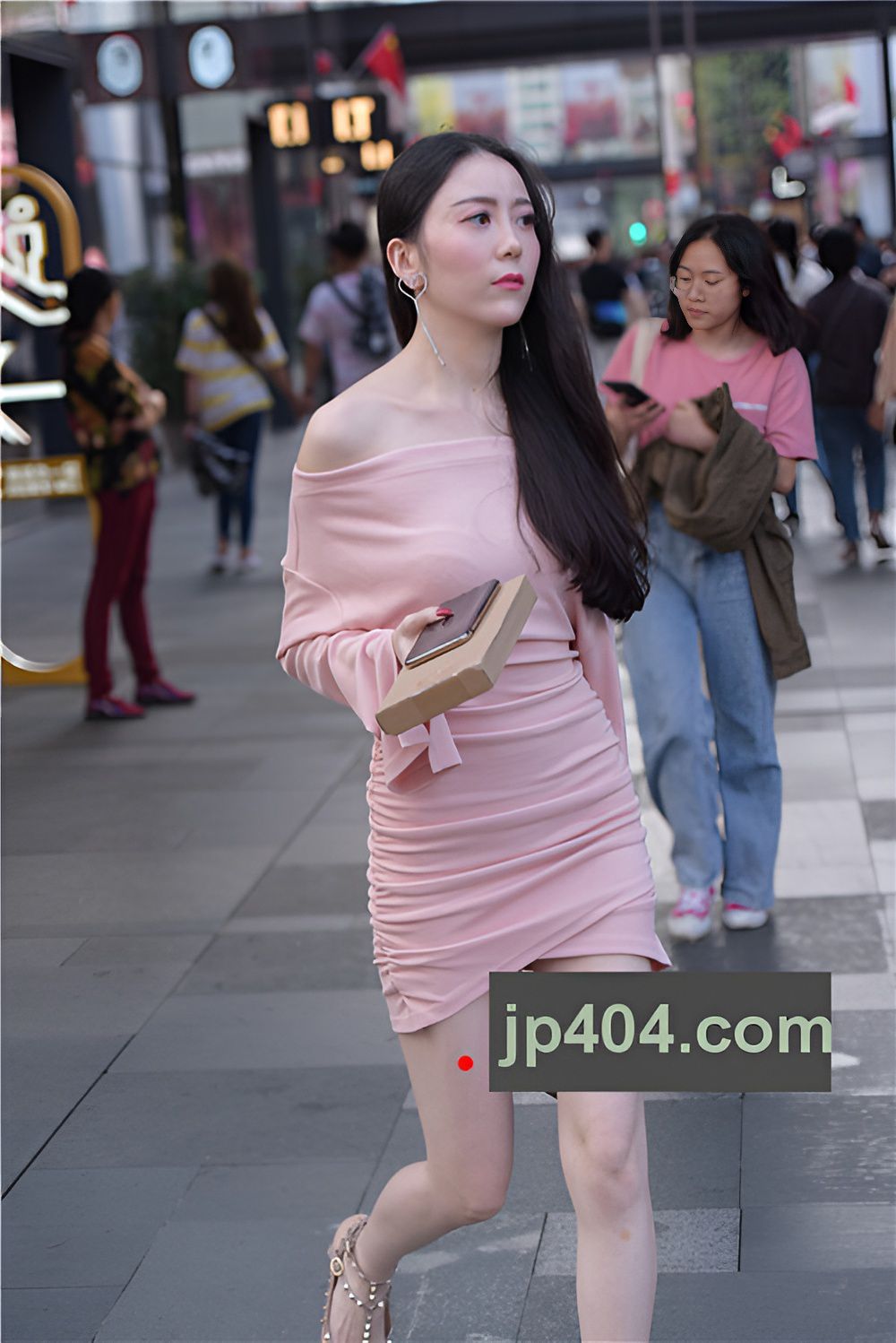 粉色连体小姐姐(146P)[2.76G/JPG]