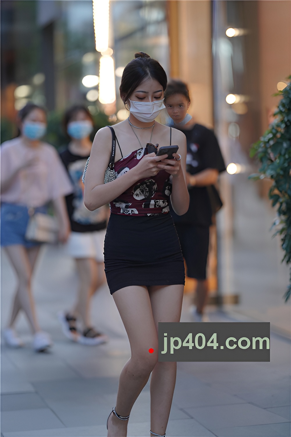 黑色包臀裙妹子【套图+视频】