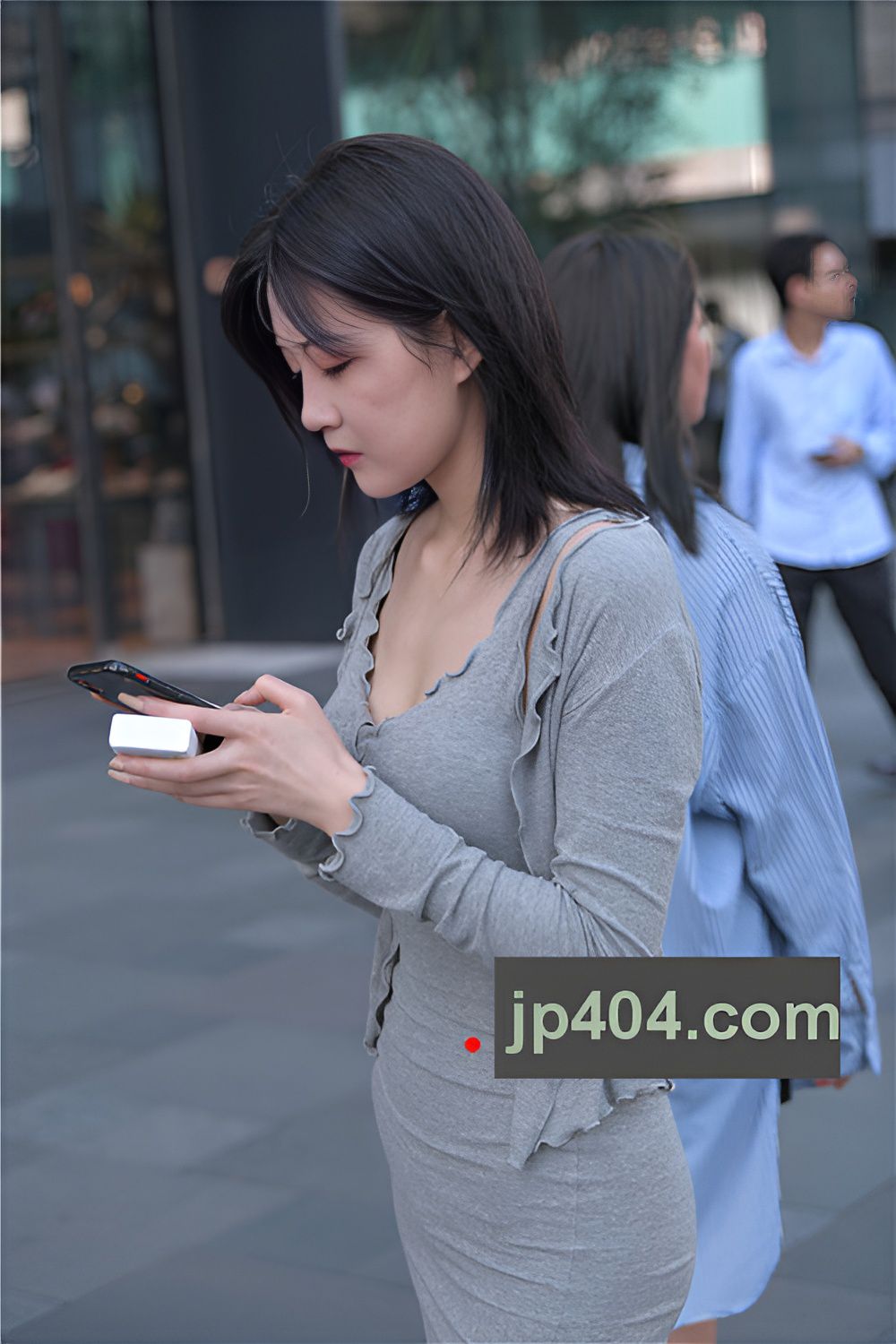 灰色紧身包臀裙美女(47P)[786M/JPG]