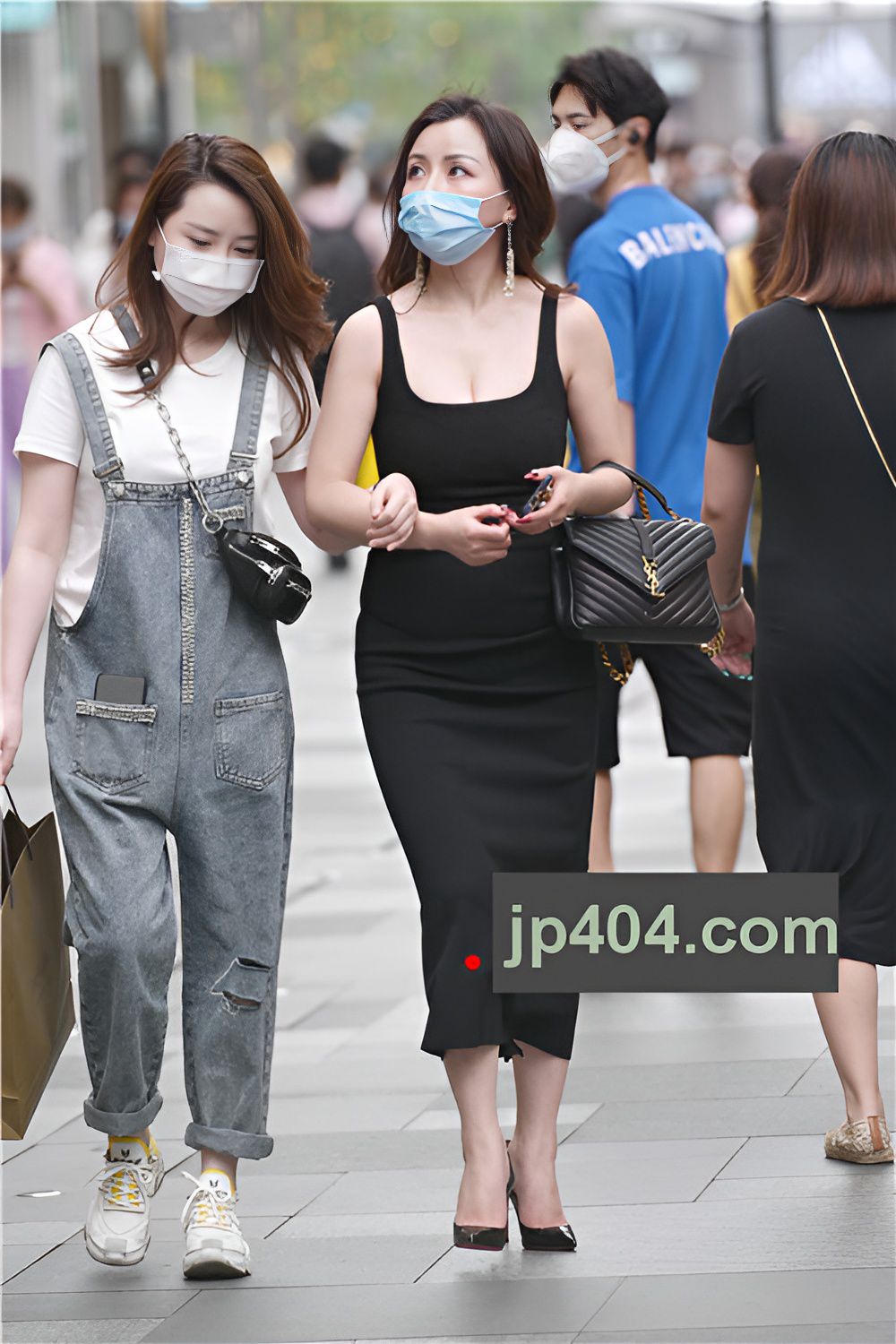 黑色长裙美妇(44P)[967M/JPG]