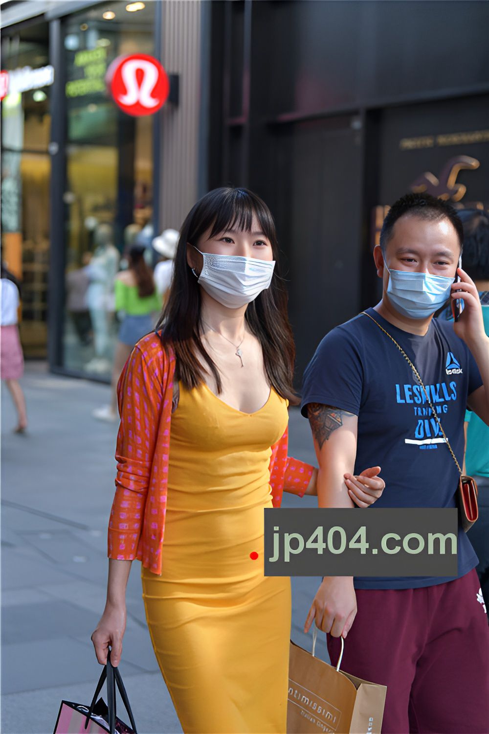 黄色连体紧身裙小姐姐(94P)[2.01G/JPG]