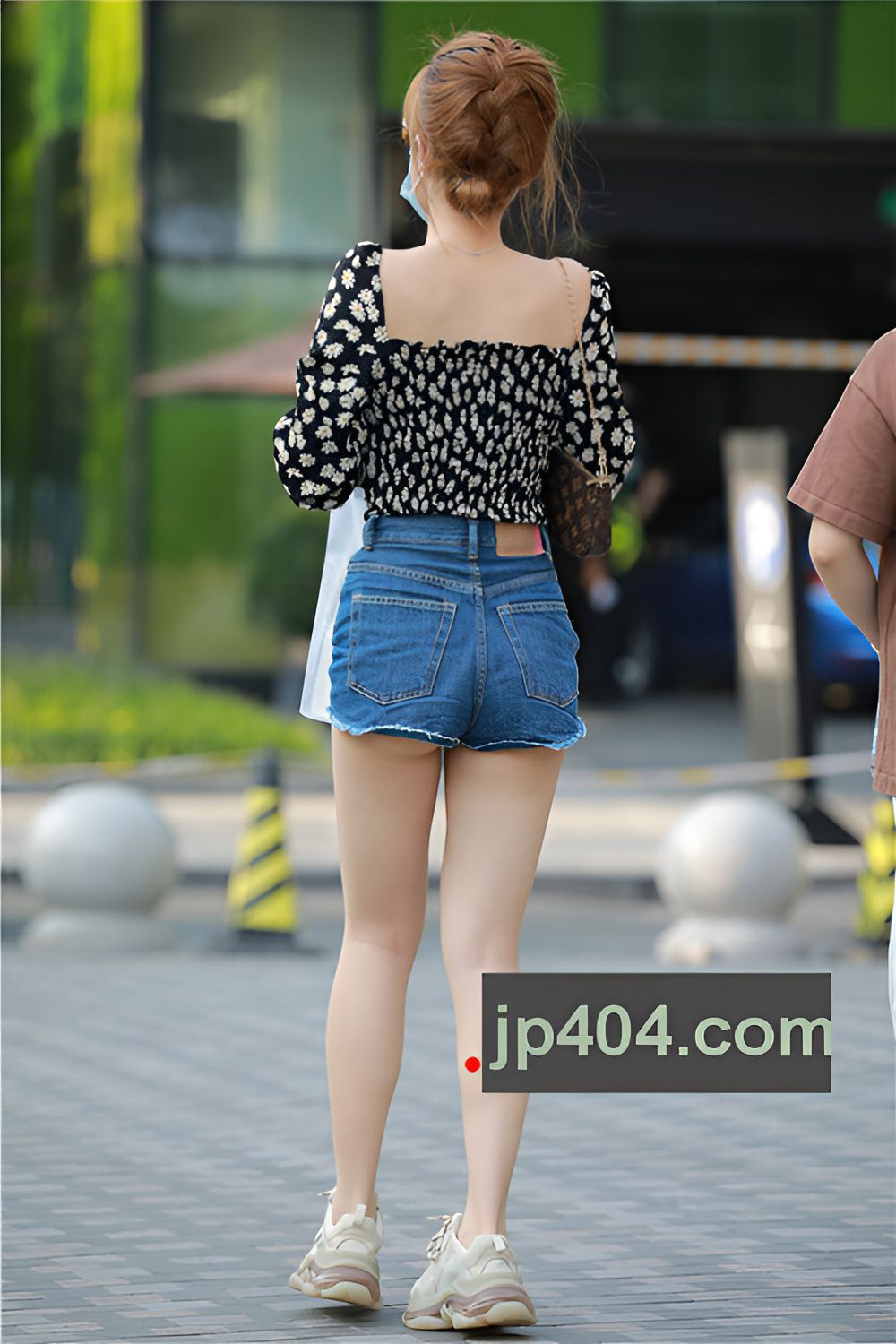 牛仔热裤妹子(140P)[1.69G/JPG]