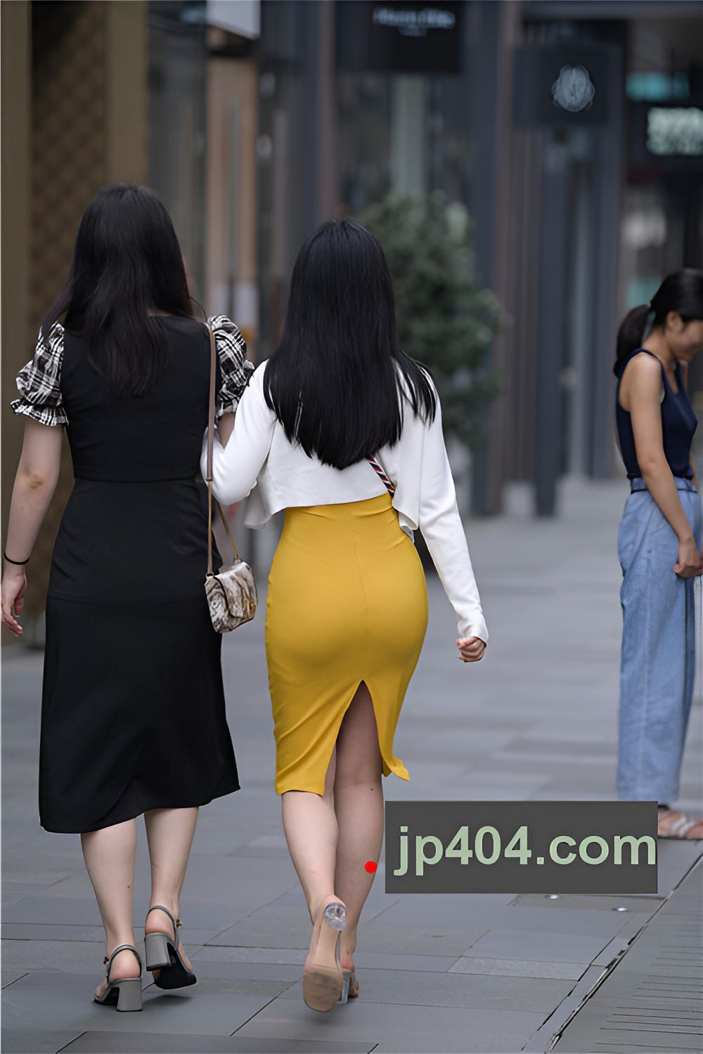 紧身黄色包臀裙(93P)[1.95G/JPG]