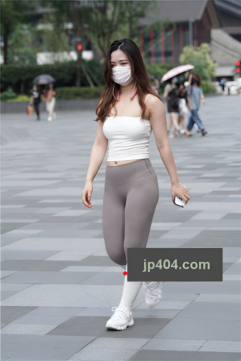 紧身裤美女(77P)[797M/JPG]