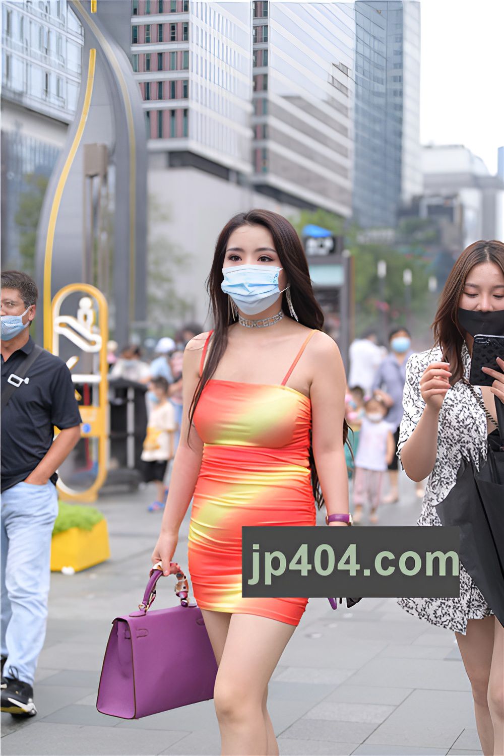 吊带包臀裙女孩(78P)[1.74G/JPG]