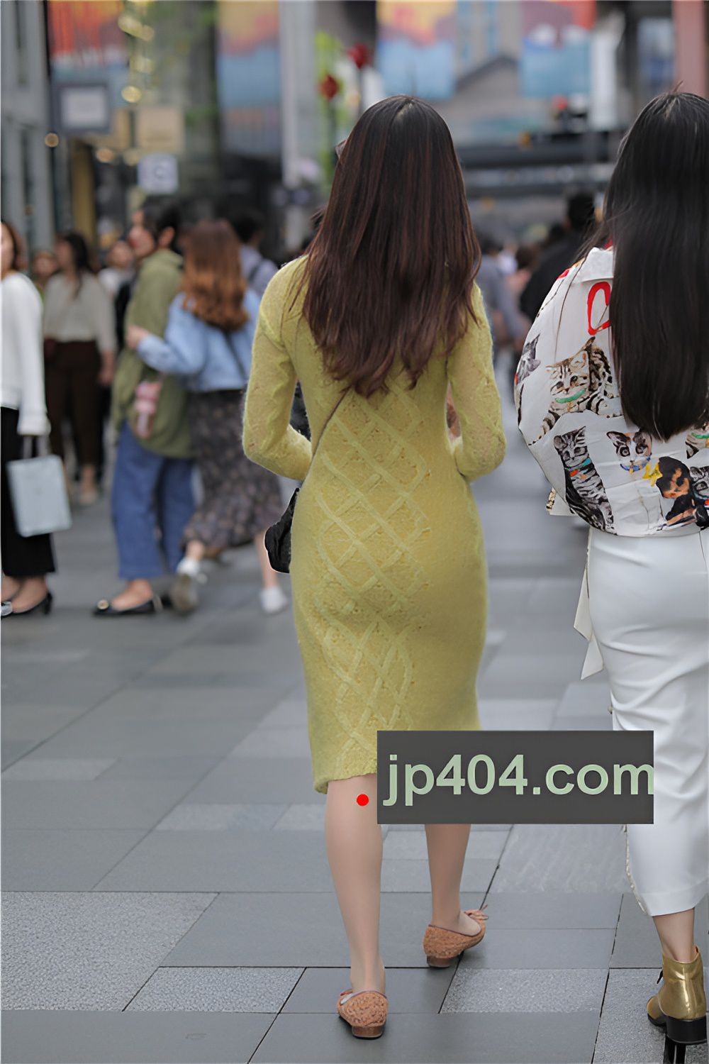 连体包臀长裙妹子(55P)[515M/JPG]