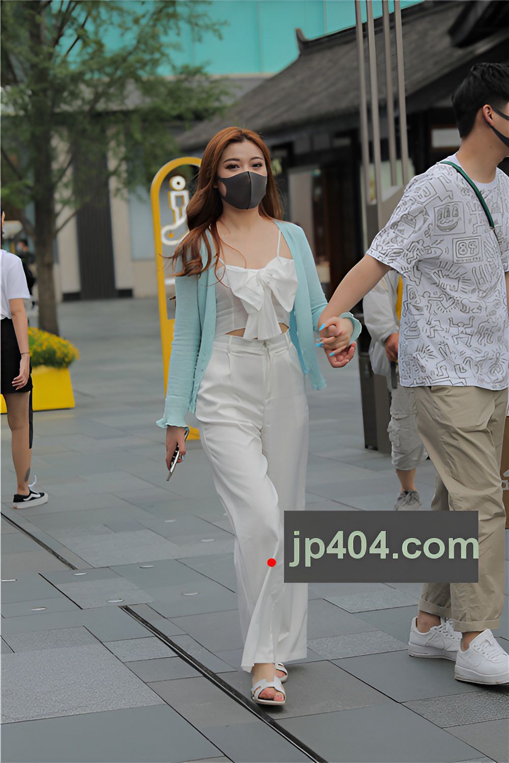 漂亮的气质MM(40P)[364M/JPG]