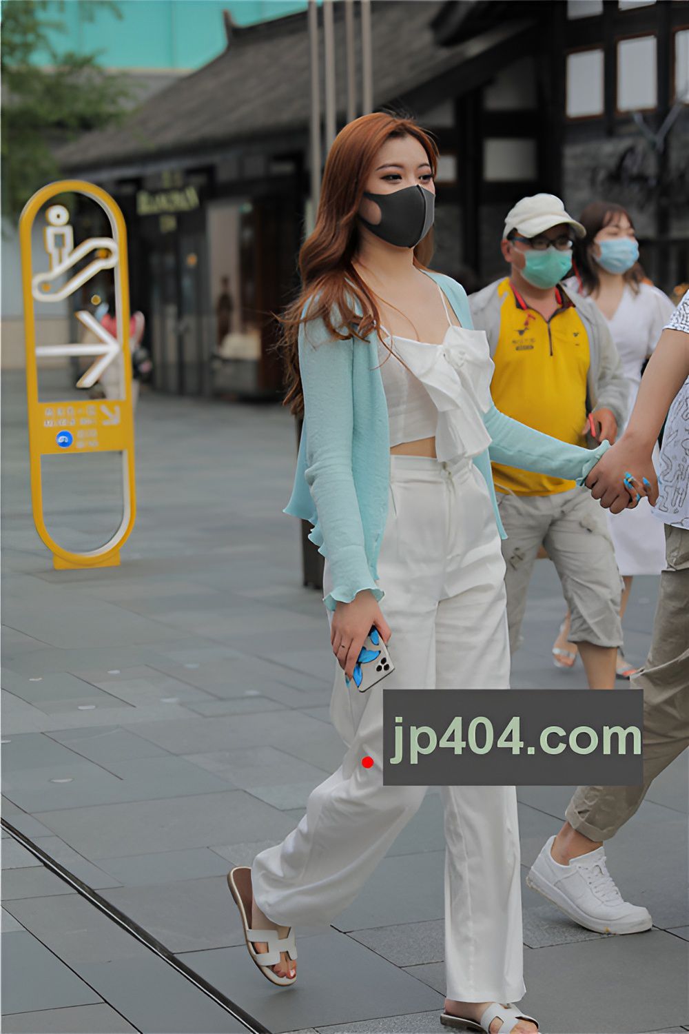 漂亮的气质MM(40P)[364M/JPG]