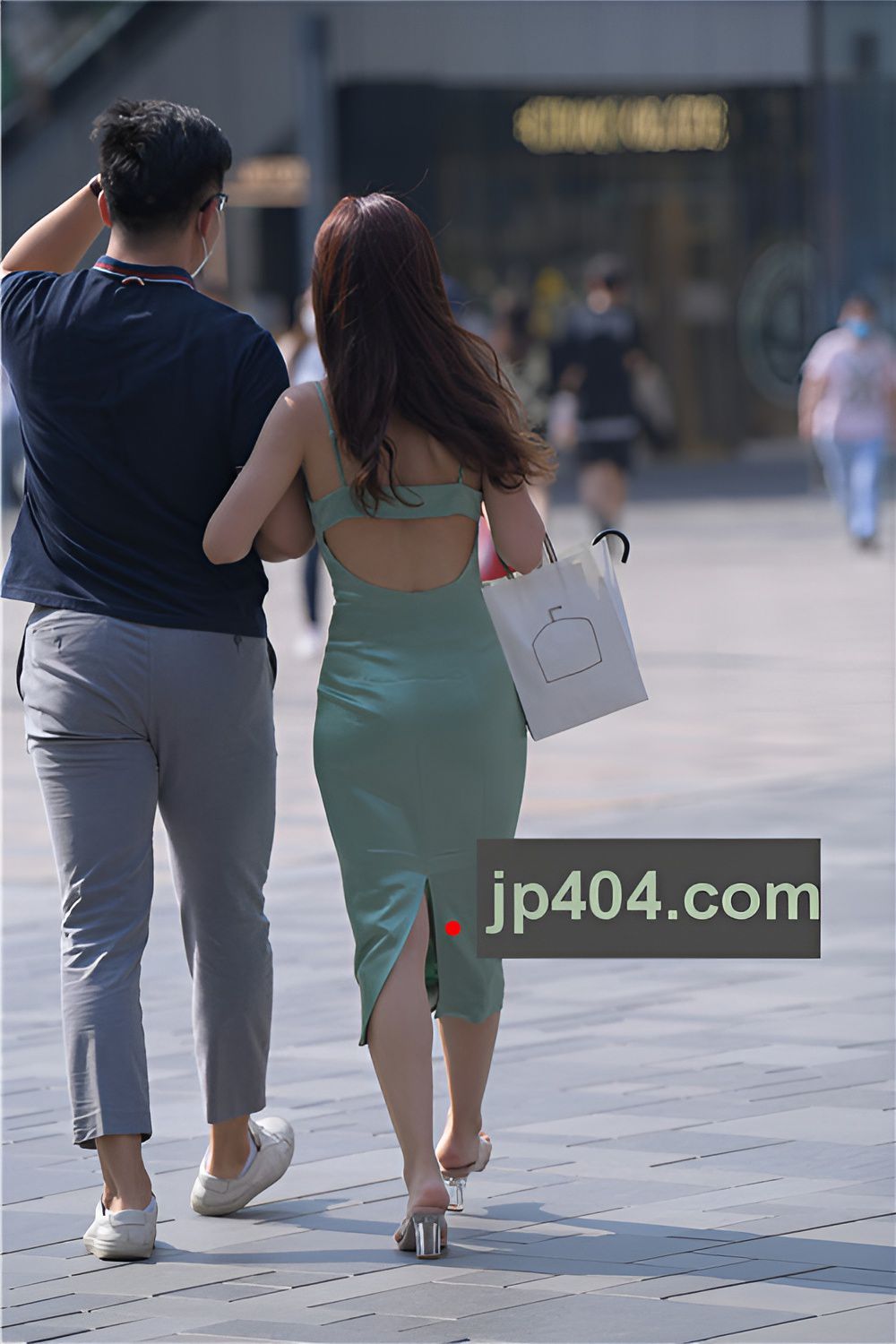 吊带包臀长裙MM(73P)[1.65G/JPG]