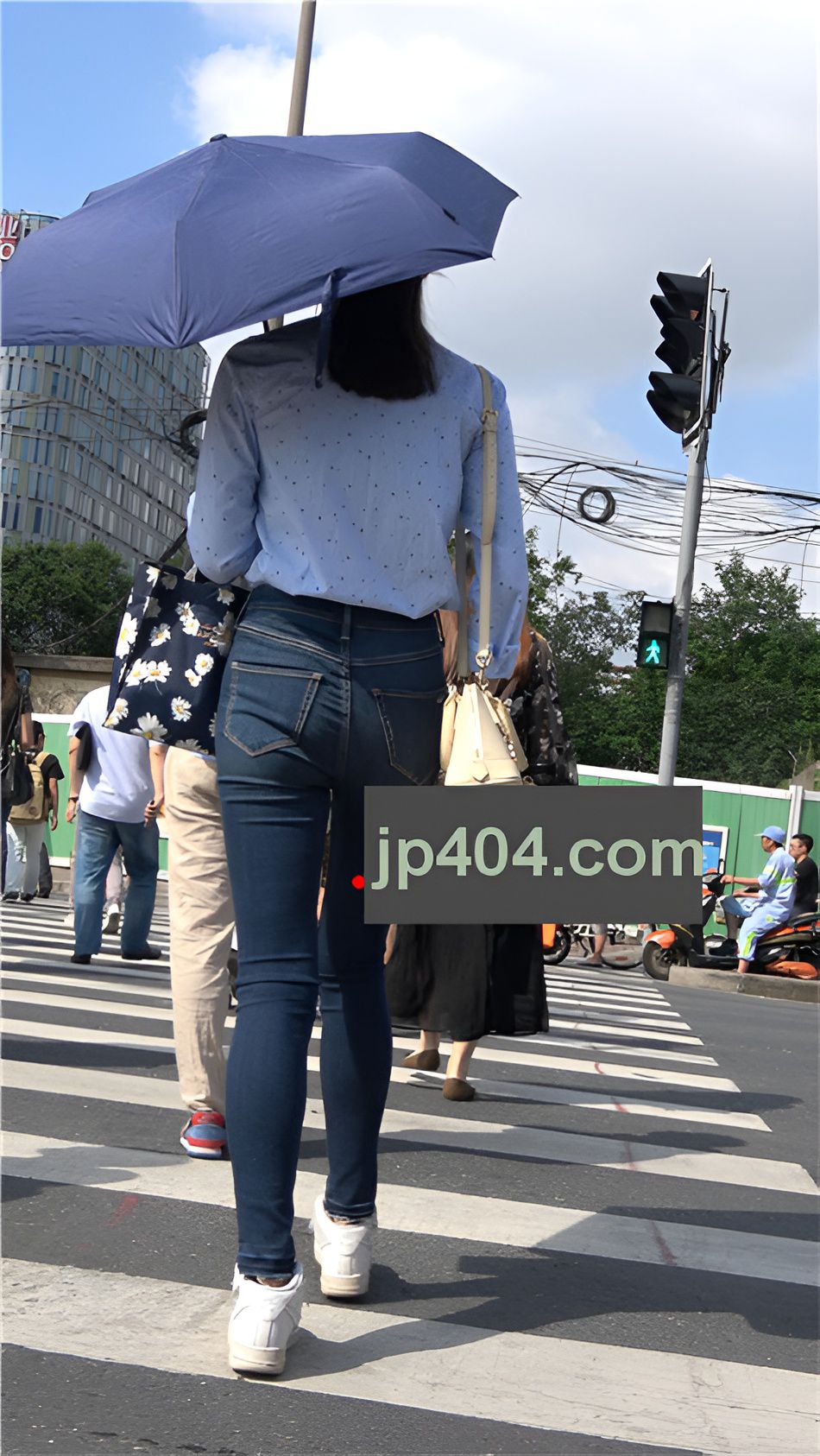 怕晒黑的牛仔女孩[2.85G/MP4]