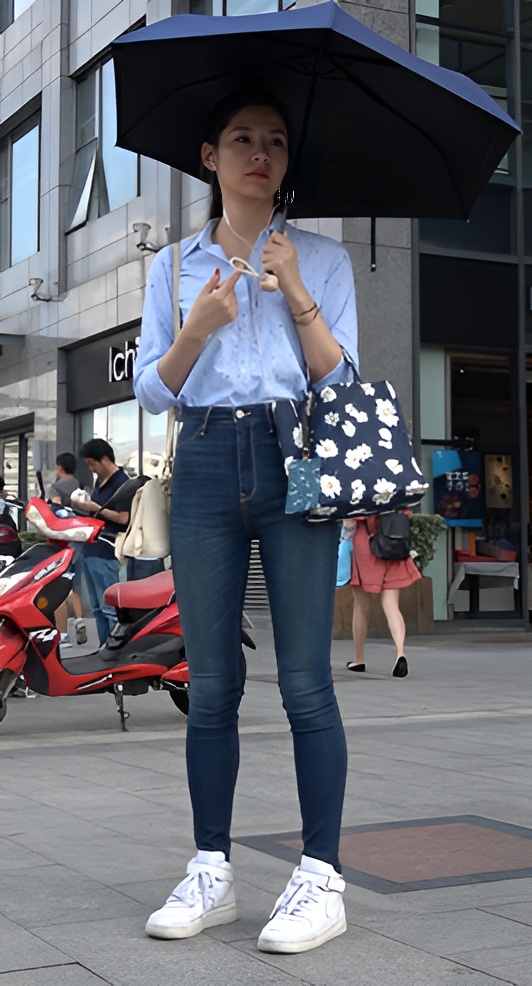 怕晒黑的牛仔女孩[2.85G/MP4]