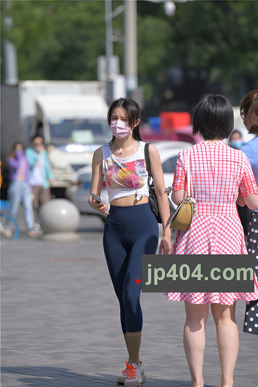 瑜伽紧身裤MM(51P)[969M/JPG]