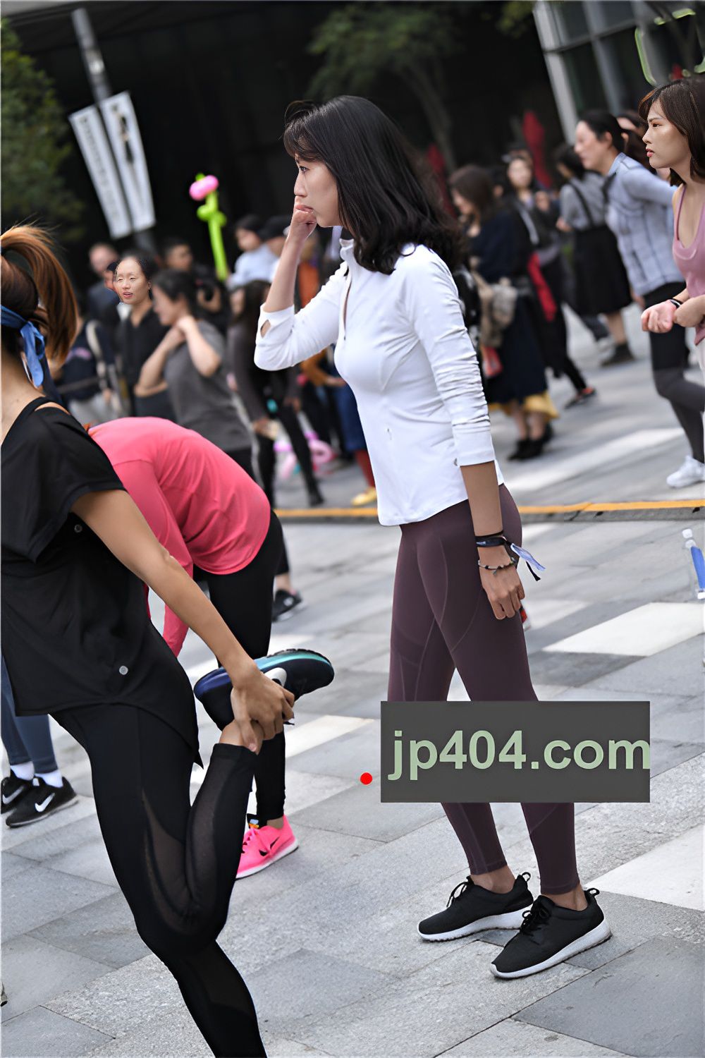 漂亮的瑜伽小姐姐(72P)[1.63G/JPG]