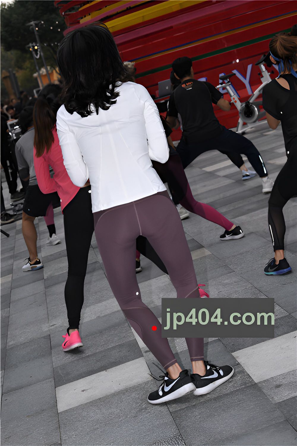 漂亮的瑜伽小姐姐(72P)[1.63G/JPG]