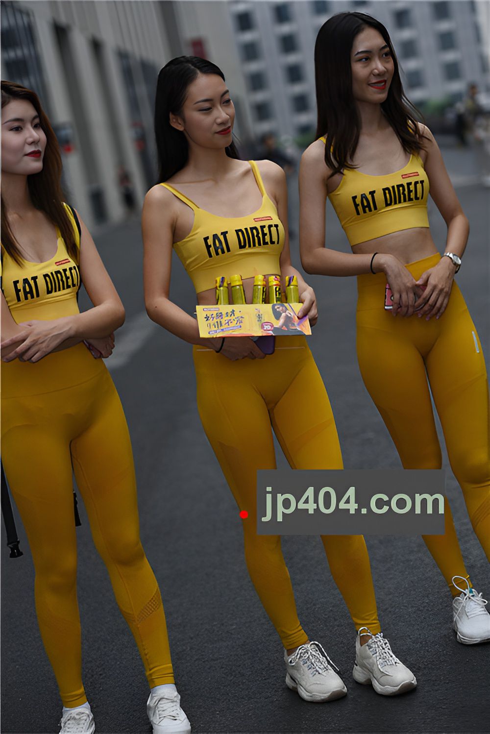 长腿紧身裤模特美女(148P)[2.14G/JPG]