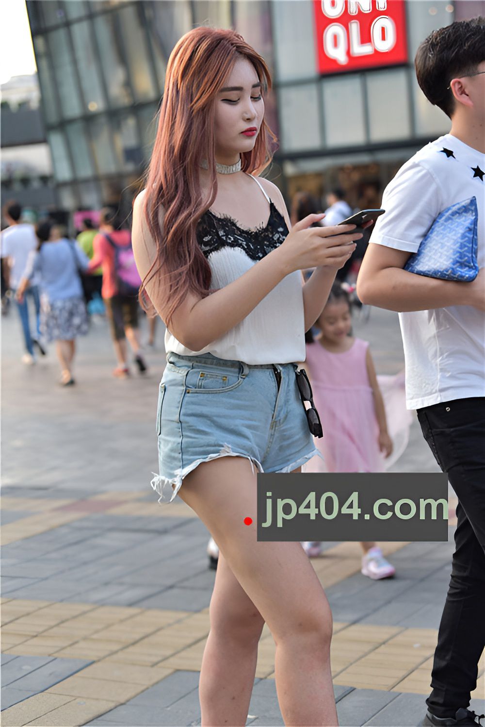 热裤月牙小姐姐(66P)[263M/JPG]