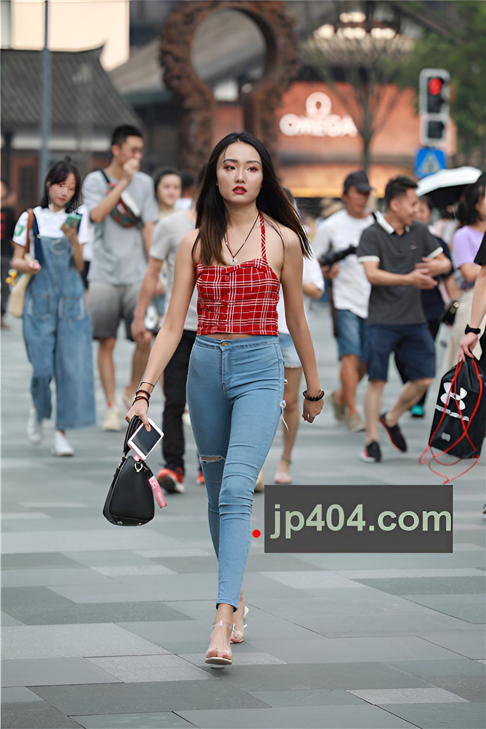 牛仔裤小姐姐(91P)[694M/JPG]