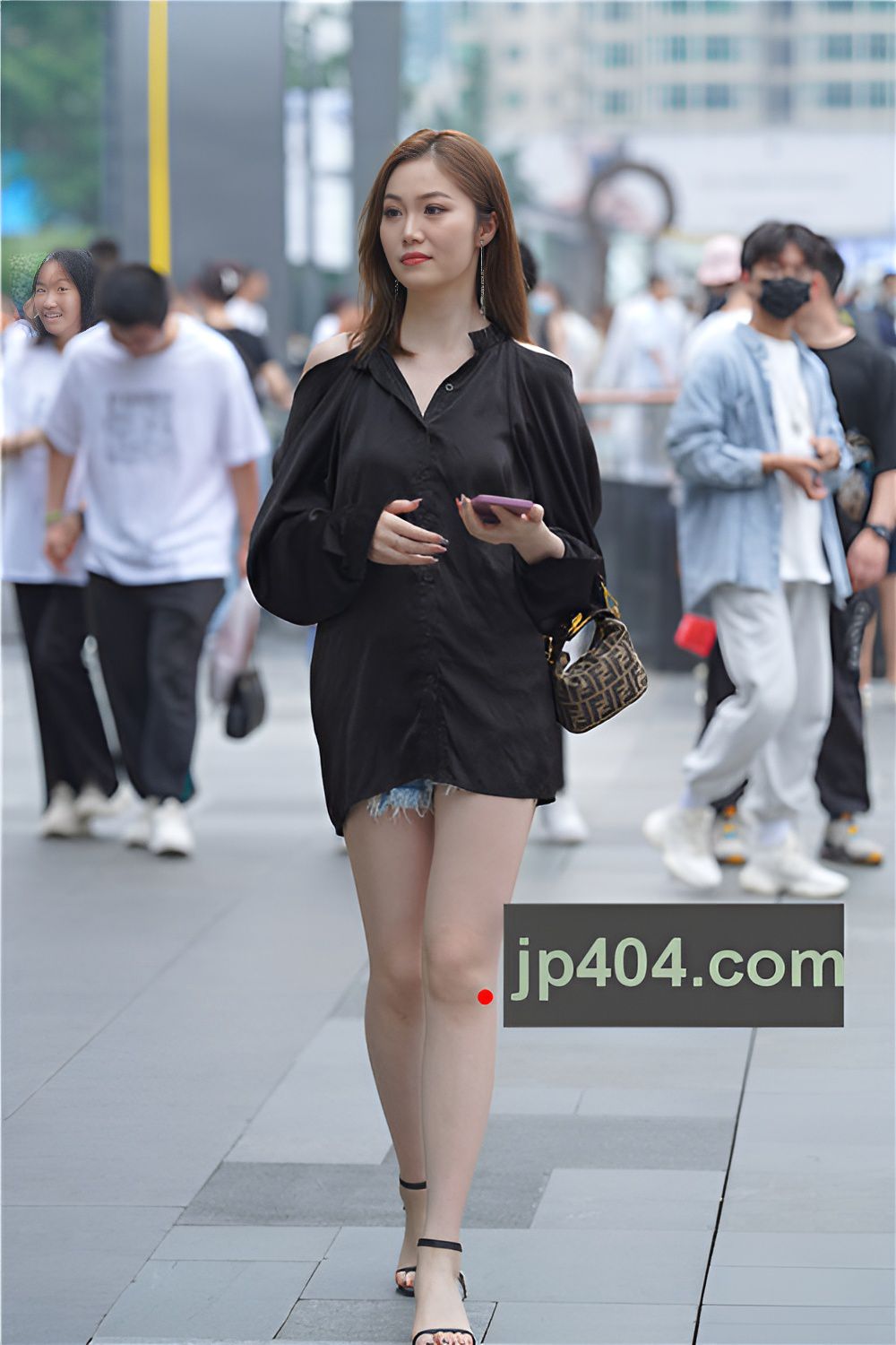 两个漂亮的美女【套图+视频】