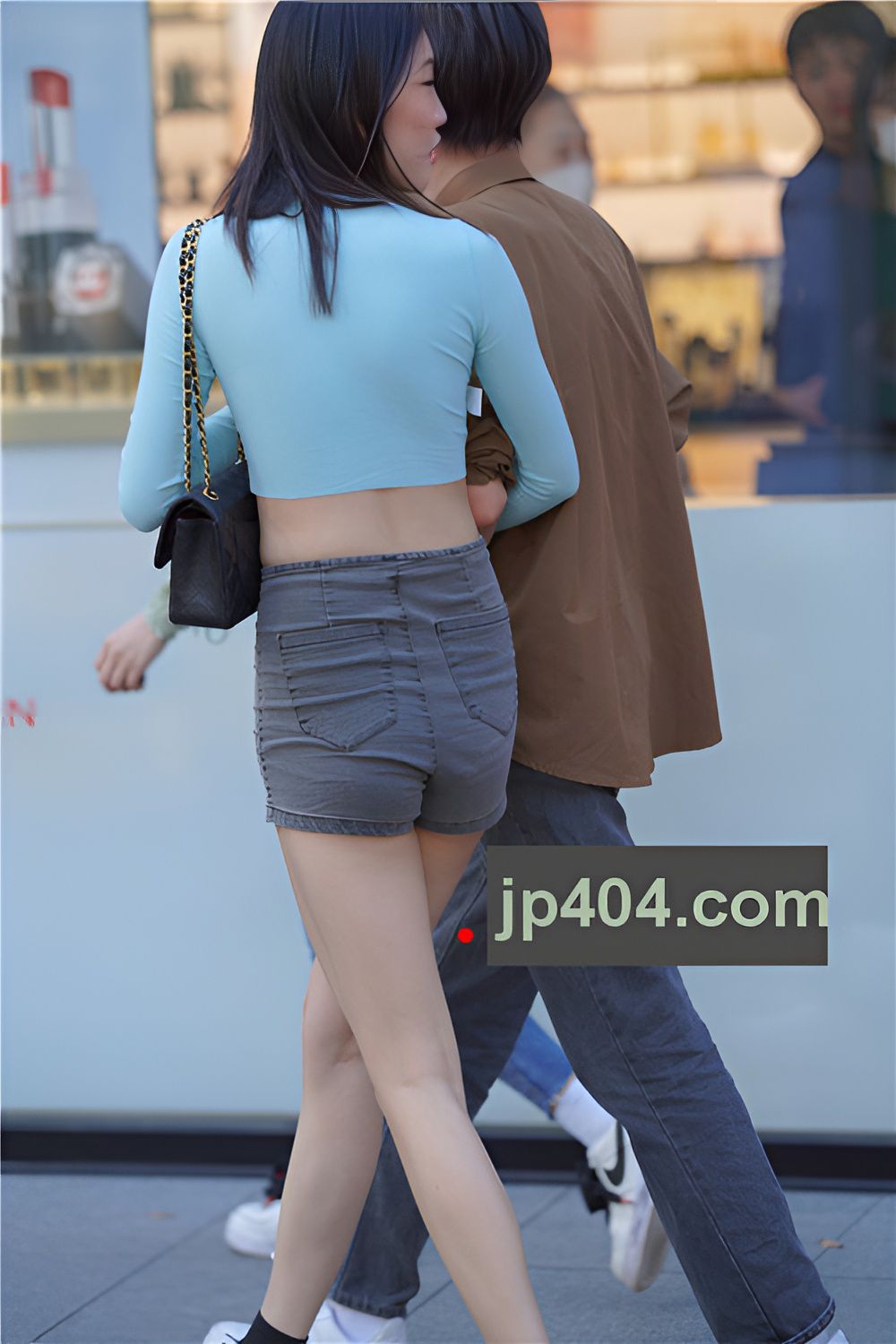 长腿热裤妹子【套图+视频】
