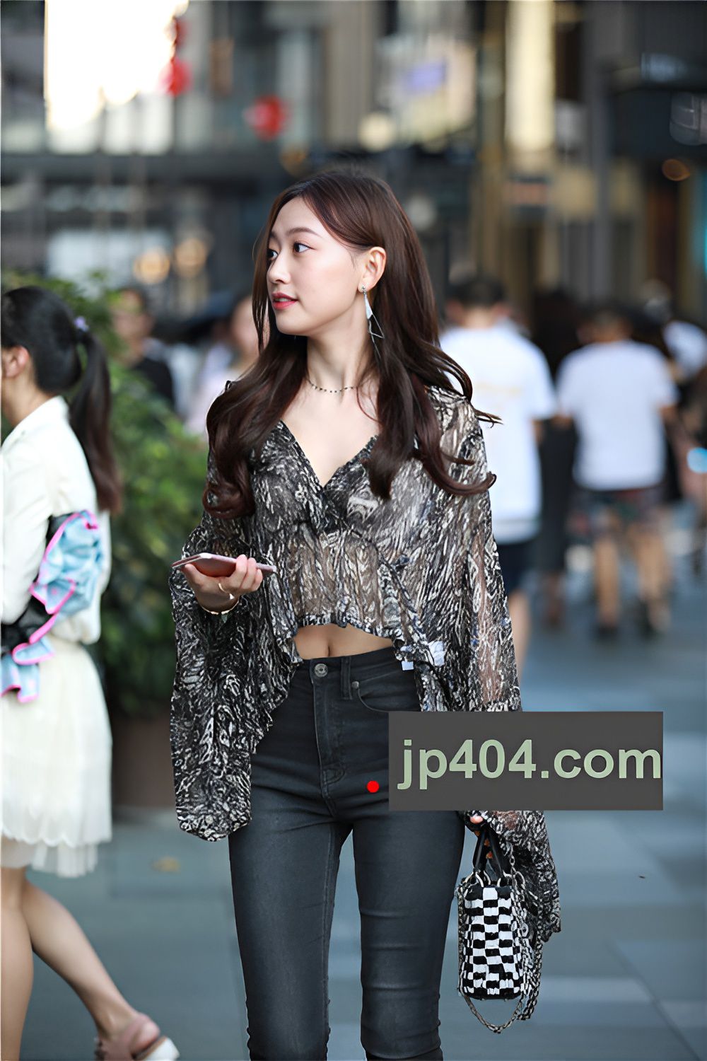 漂亮的气质牛仔美女【套图+视频】