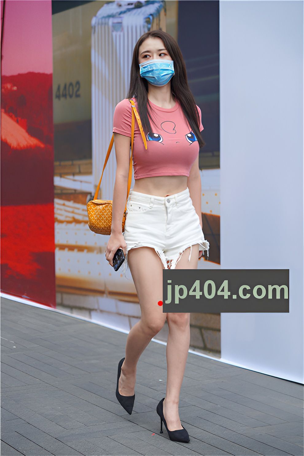 漂亮的露腰小姐姐【套图+视频】