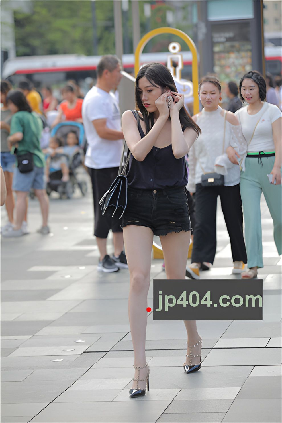 黑色热裤女孩【套图+视频】