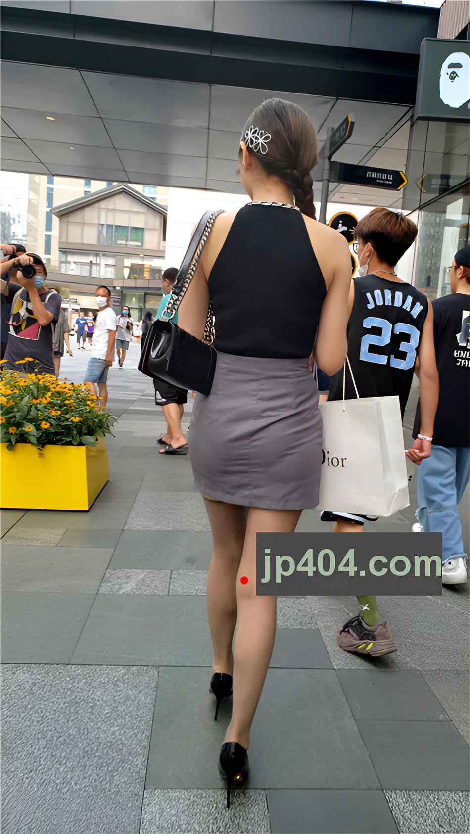 （视频）包臀裙女孩[2.22G/MP4]