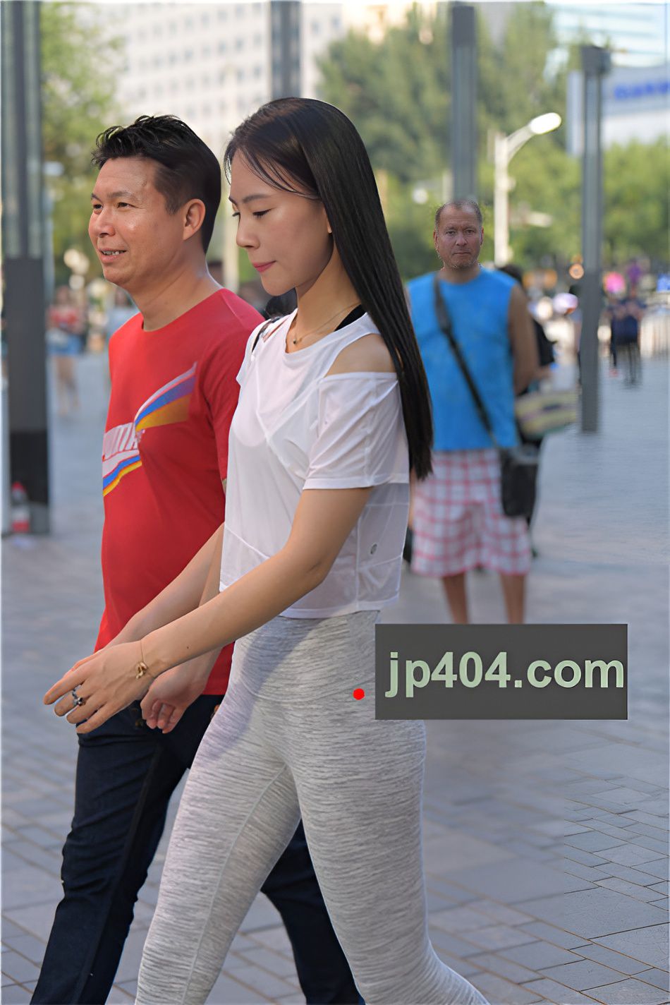 （套图）漂亮的高腰瑜伽紧身裤(30P)[673M/JPG]