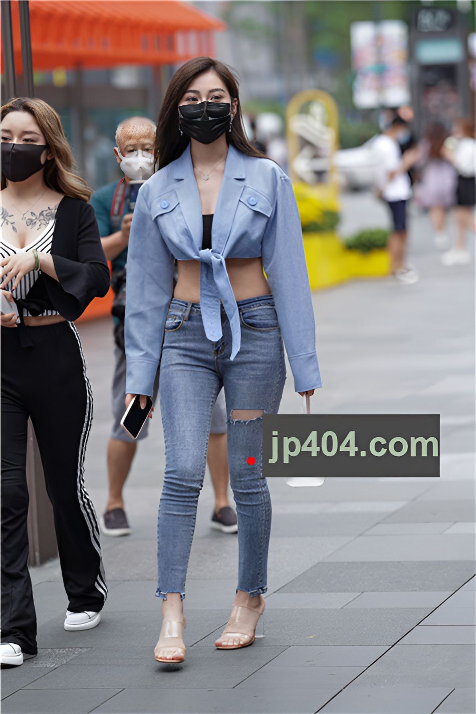 （套图）丰腴牛仔美女(91P)[1.05G/JPG]