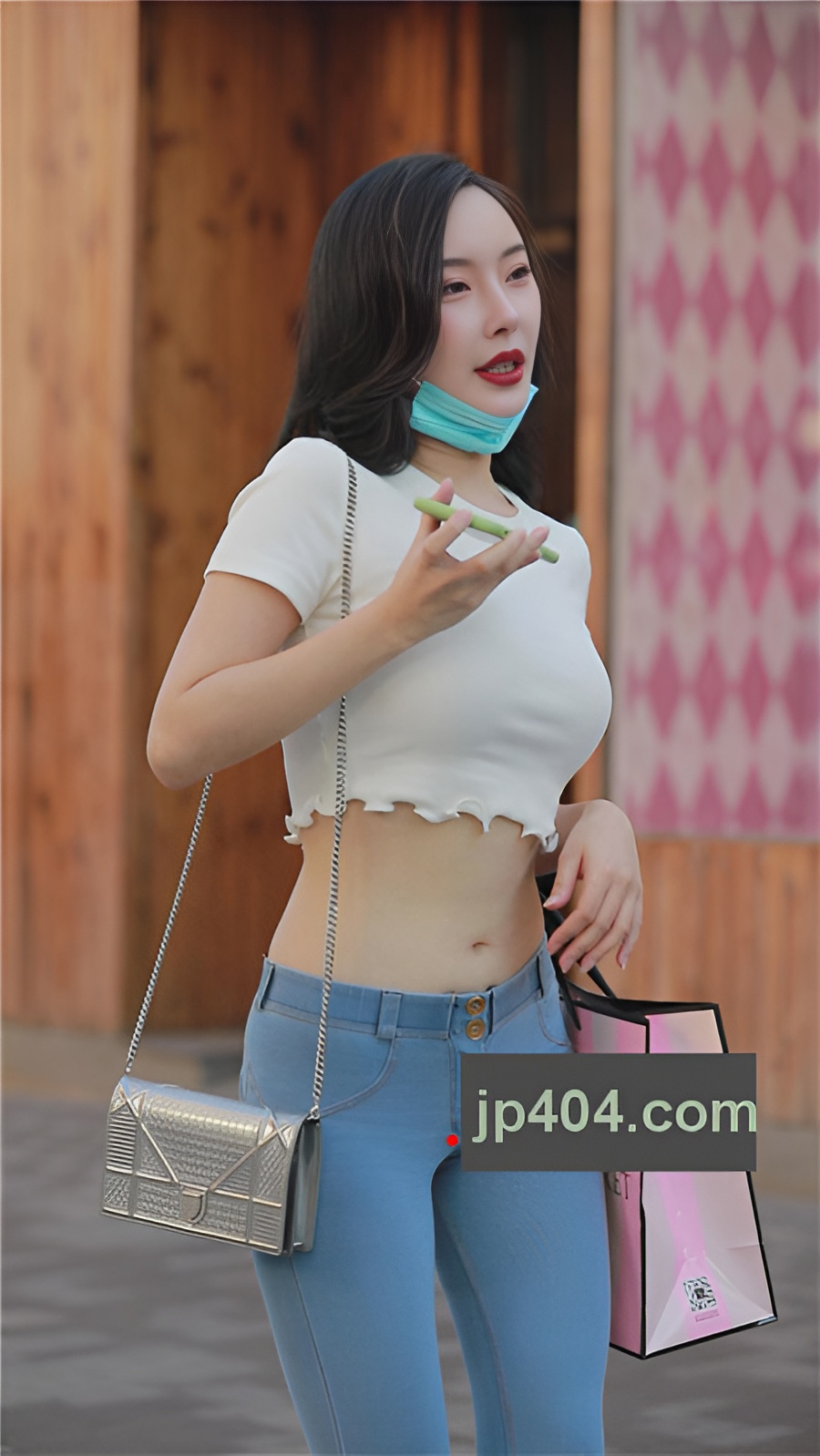 （视频）漂亮的露腰小姐姐[391M/MP4]