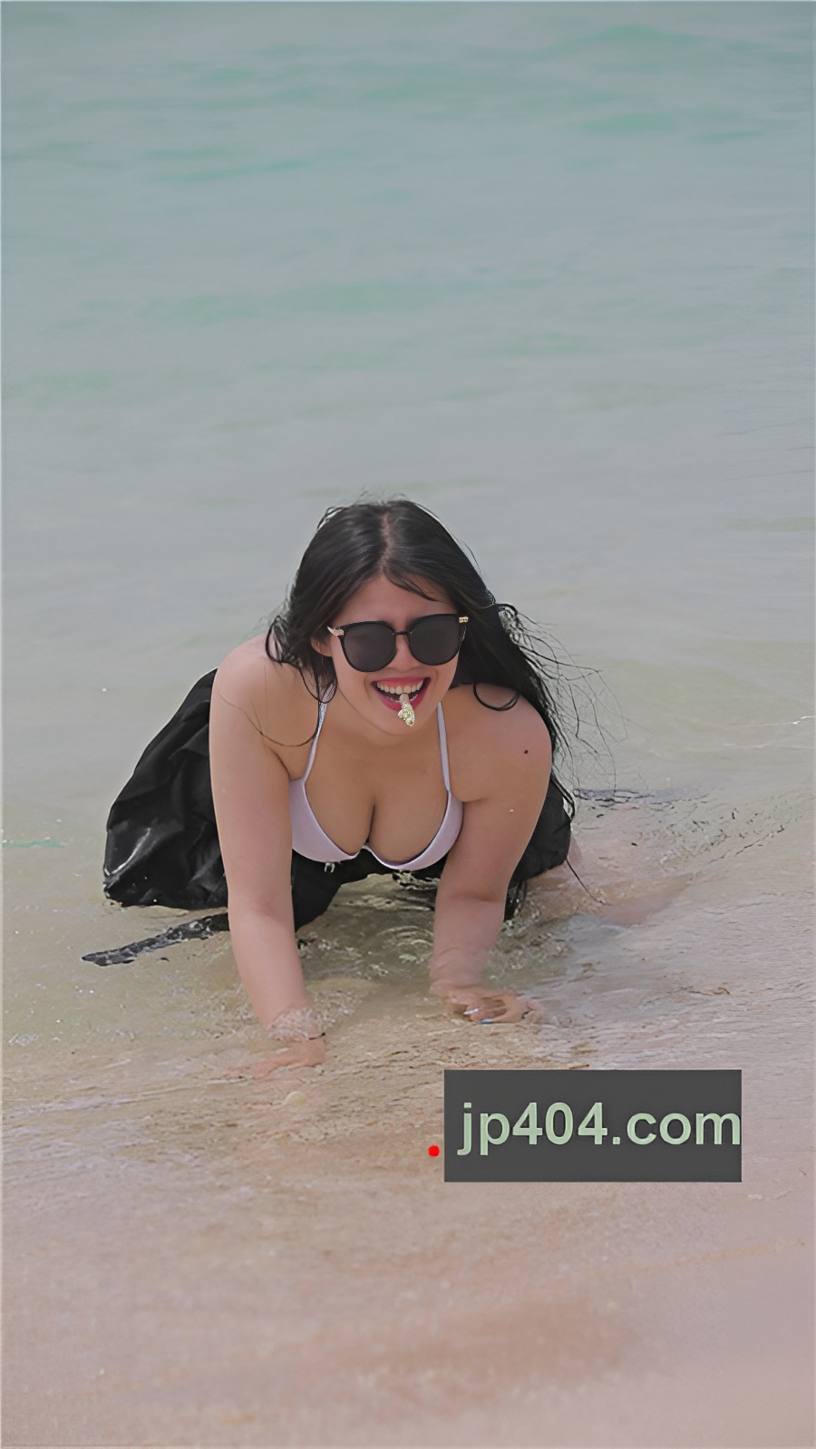 （视频）两个海边拍照的小美女[1.39G/MP4]