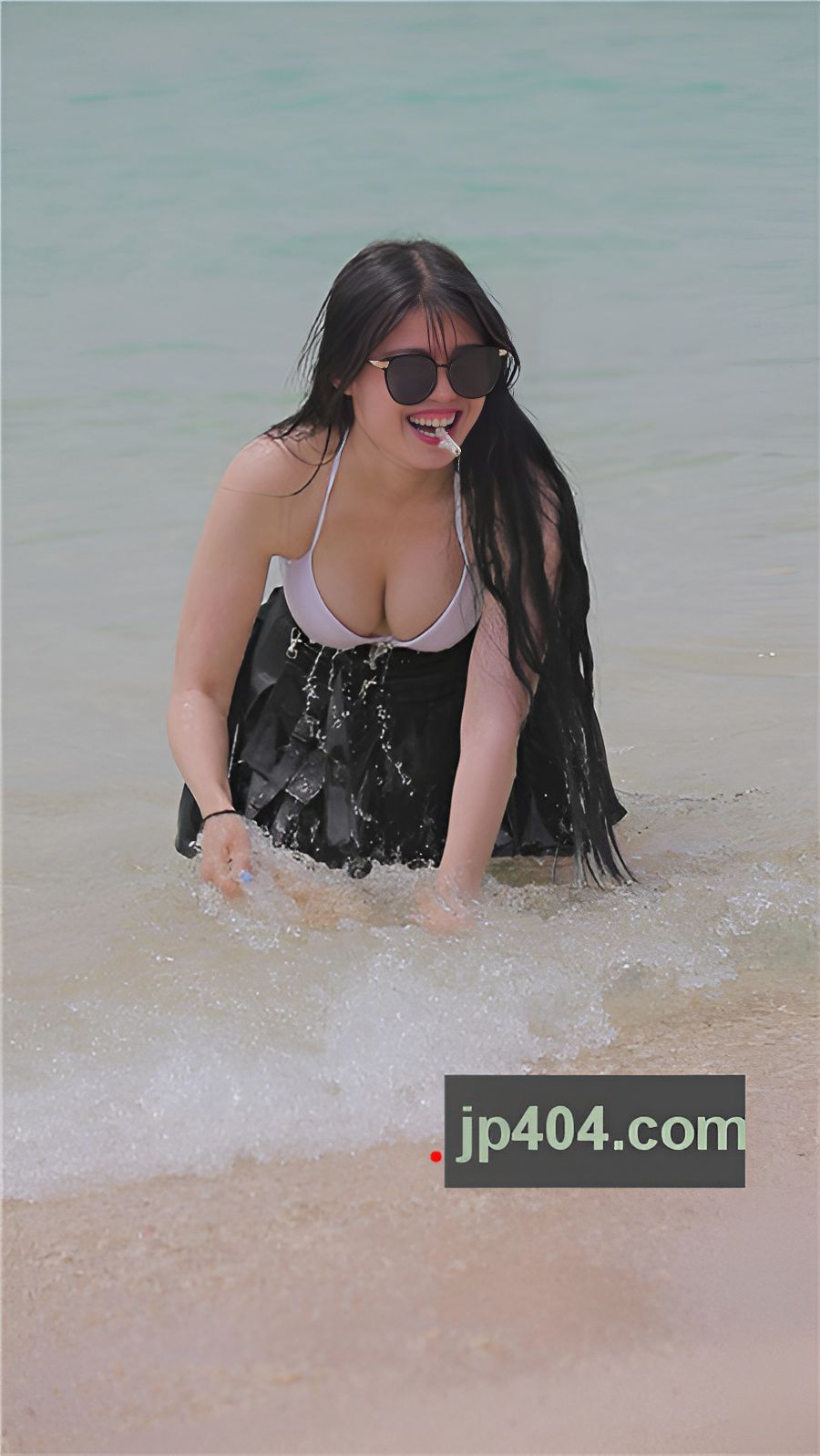 （视频）两个海边拍照的小美女[1.39G/MP4]