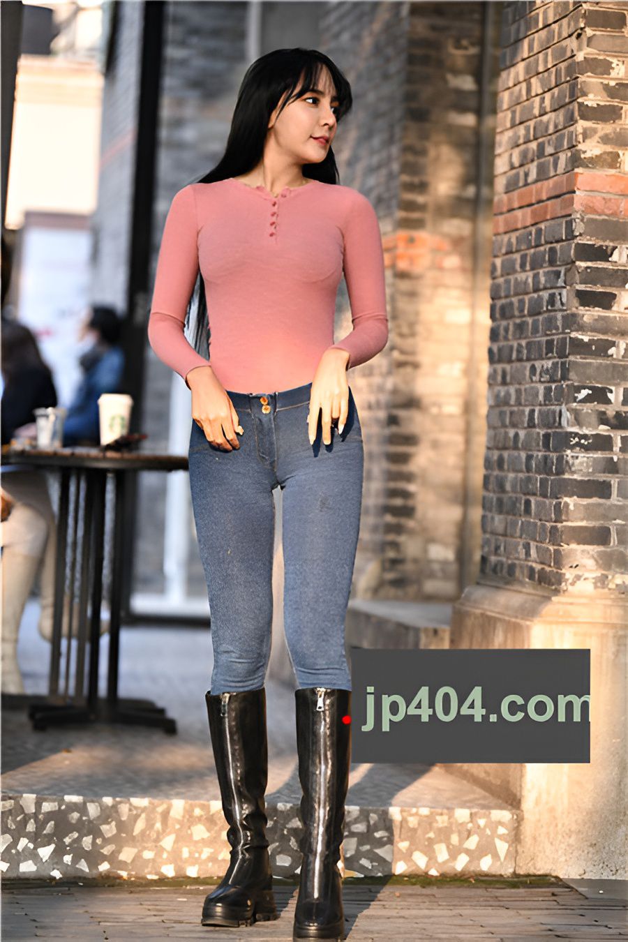 （套图）漂亮的长发牛仔裤美女(124P)[3.02G/JPG]