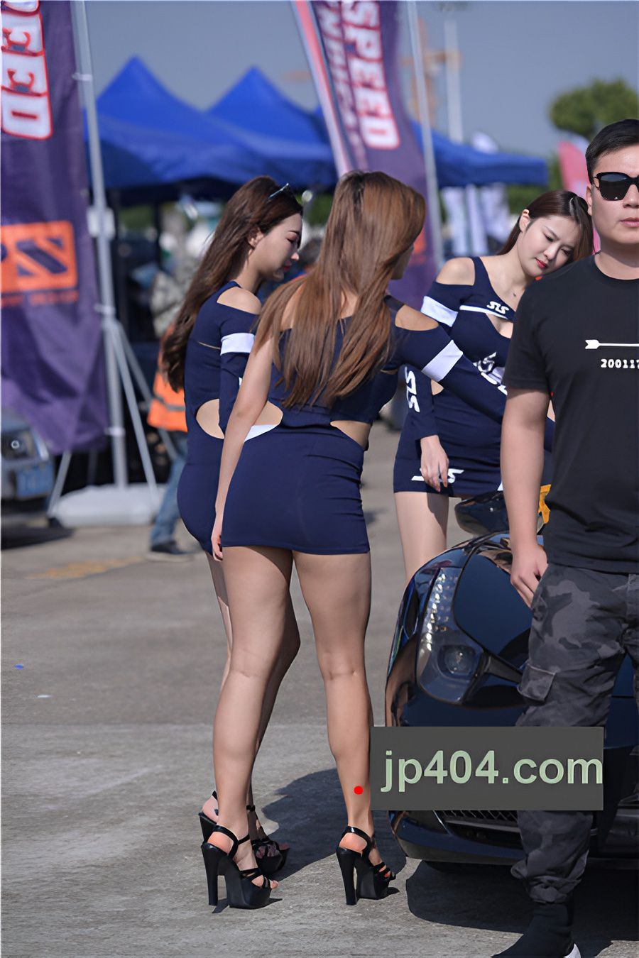 （套图）漂亮的车模美女(307P)[5.46G/JPG]