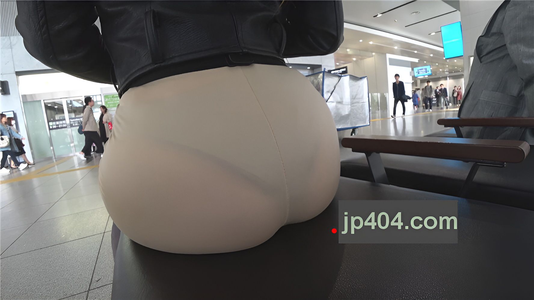 紧身米裤饱满圆润OL[1.26G/MP4]