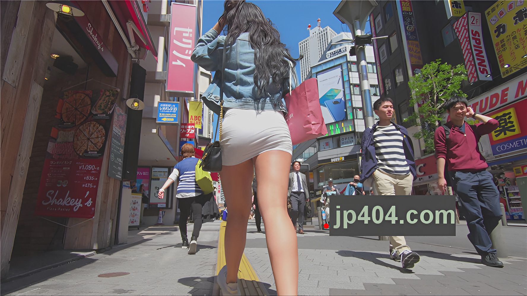 极品长发白色包臀裙美女[1.15G/MP4]