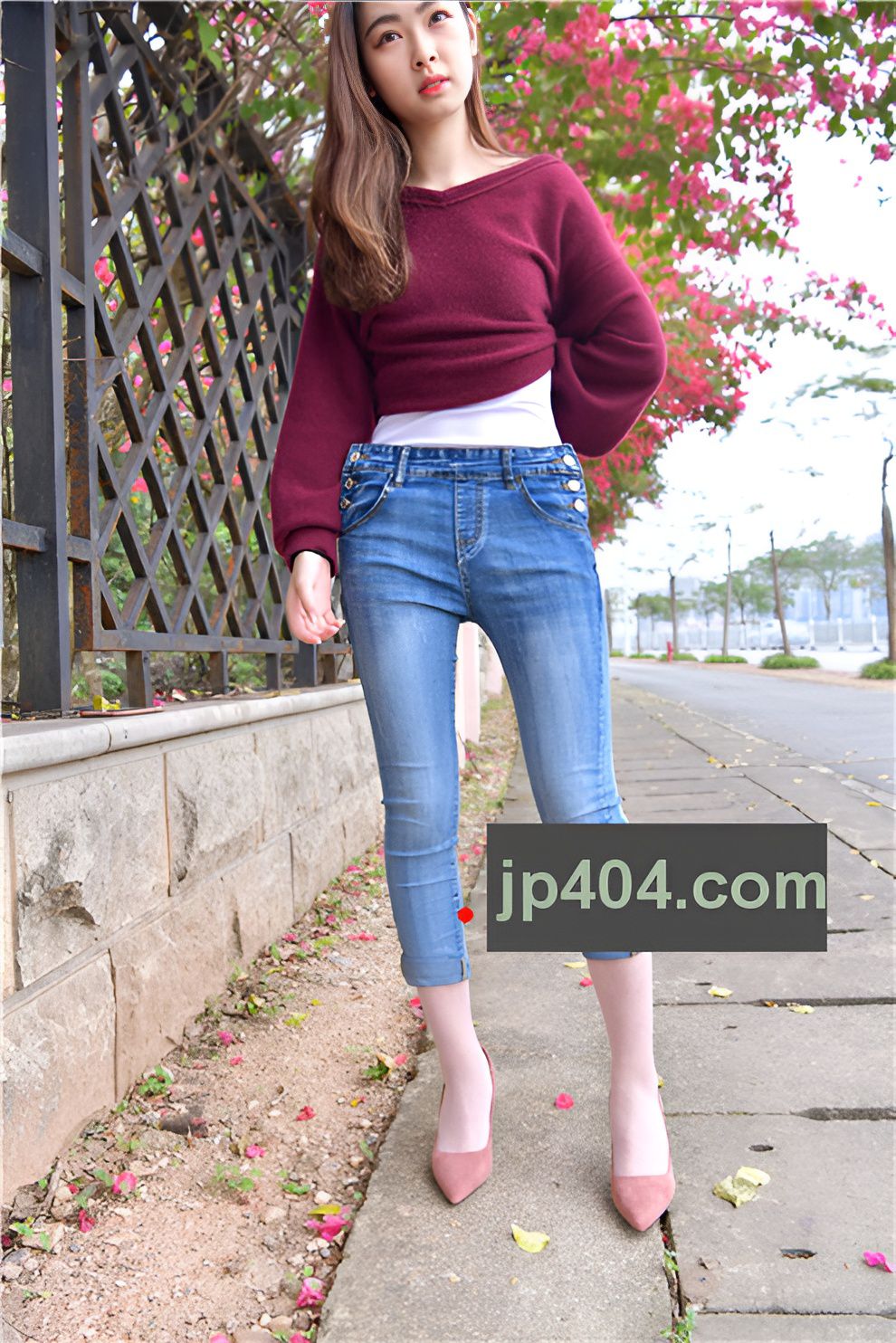 红衣牛仔女孩(288P)[3.06G/JPG]