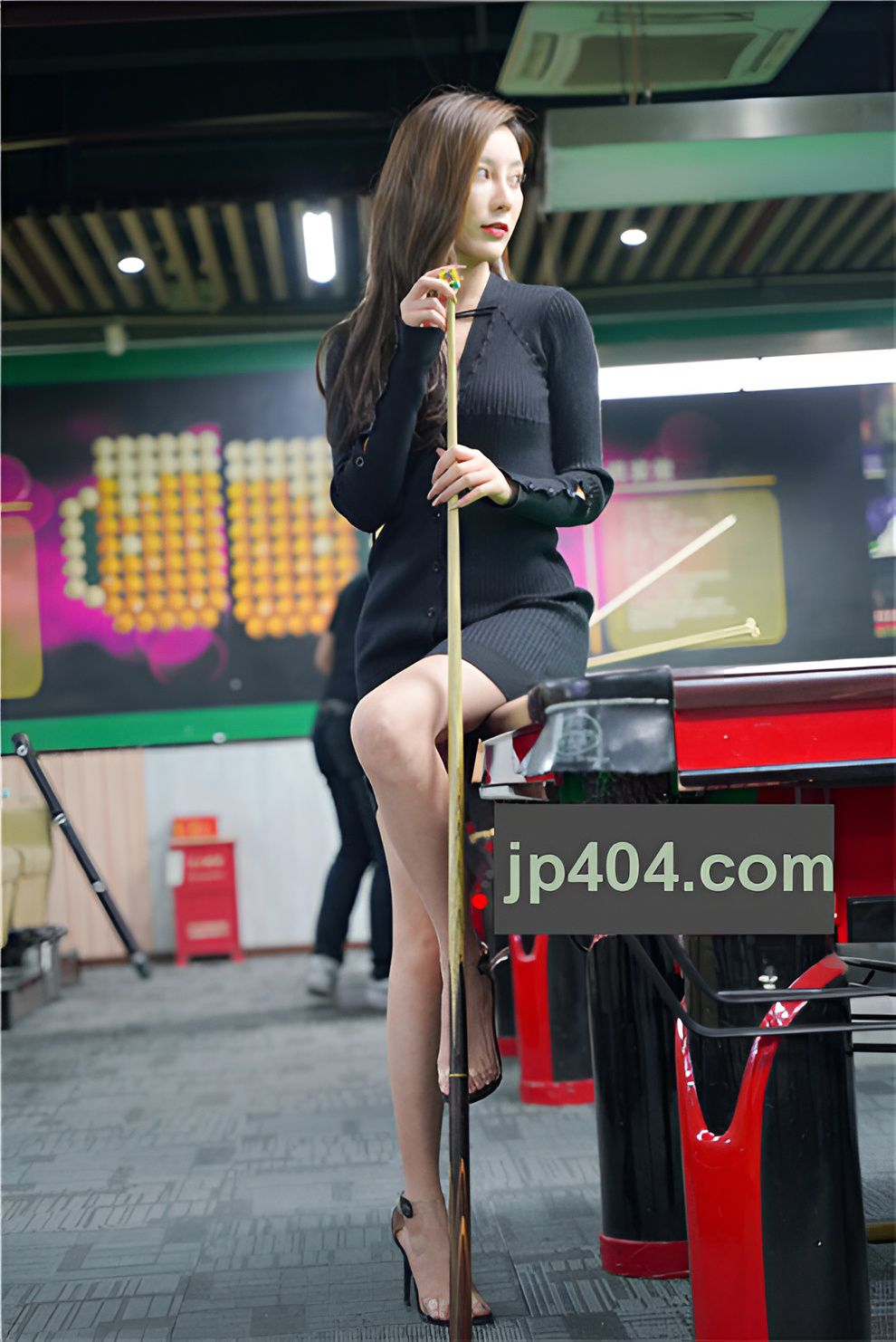 漂亮的台球小姐姐【套图+视频】