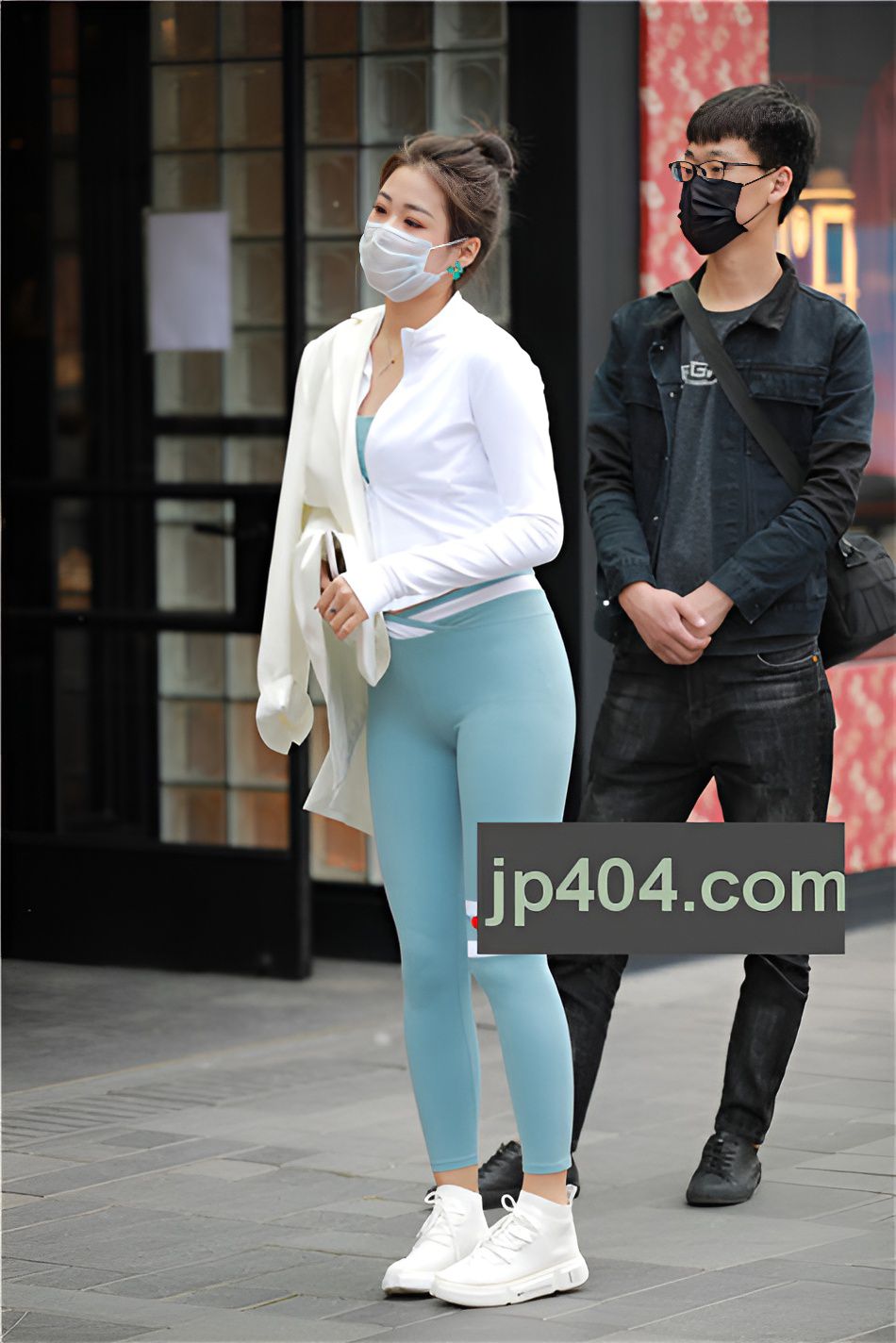 蓝色紧身裤小姐姐【套图+视频】