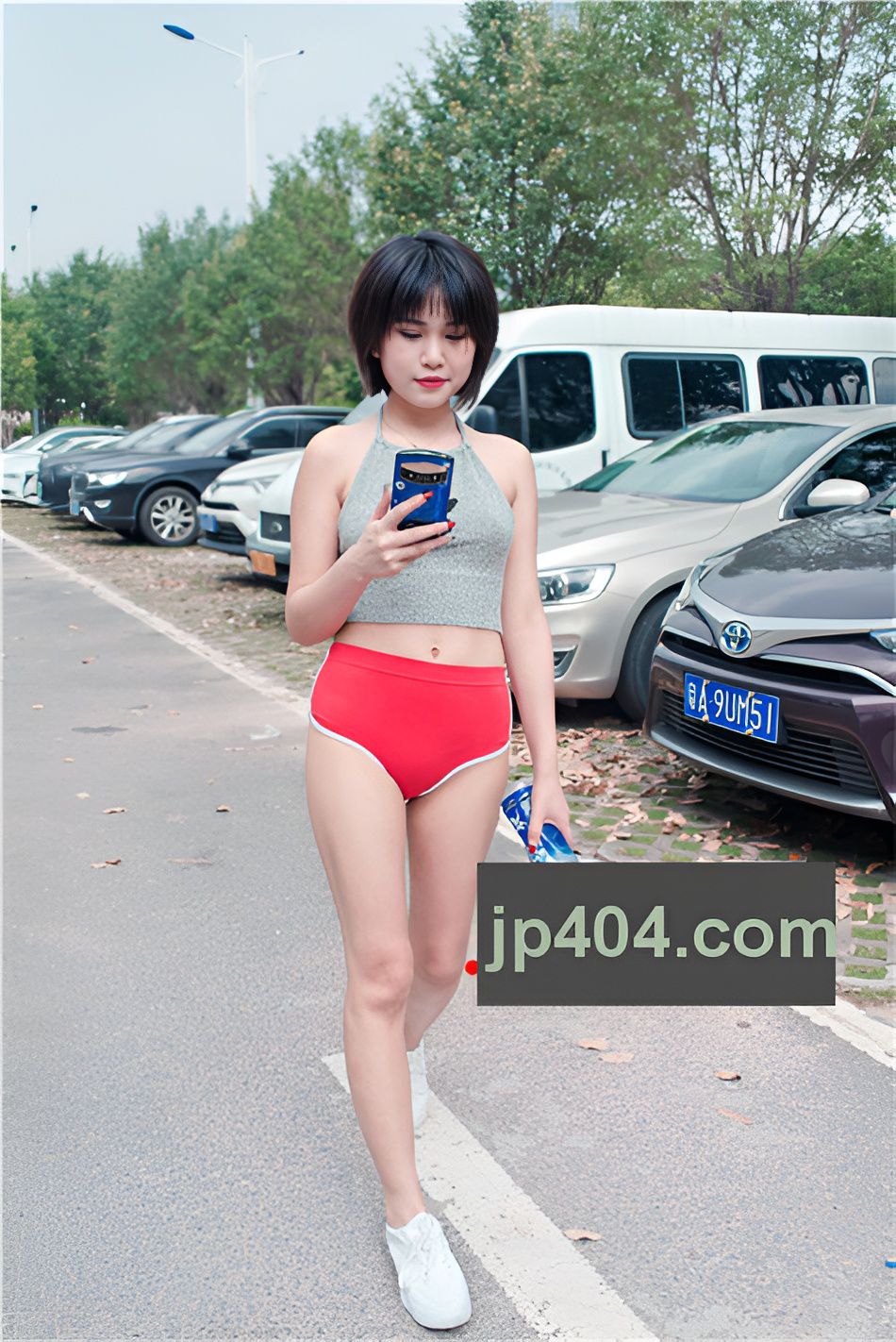 红色短裤小妹【套图+视频】