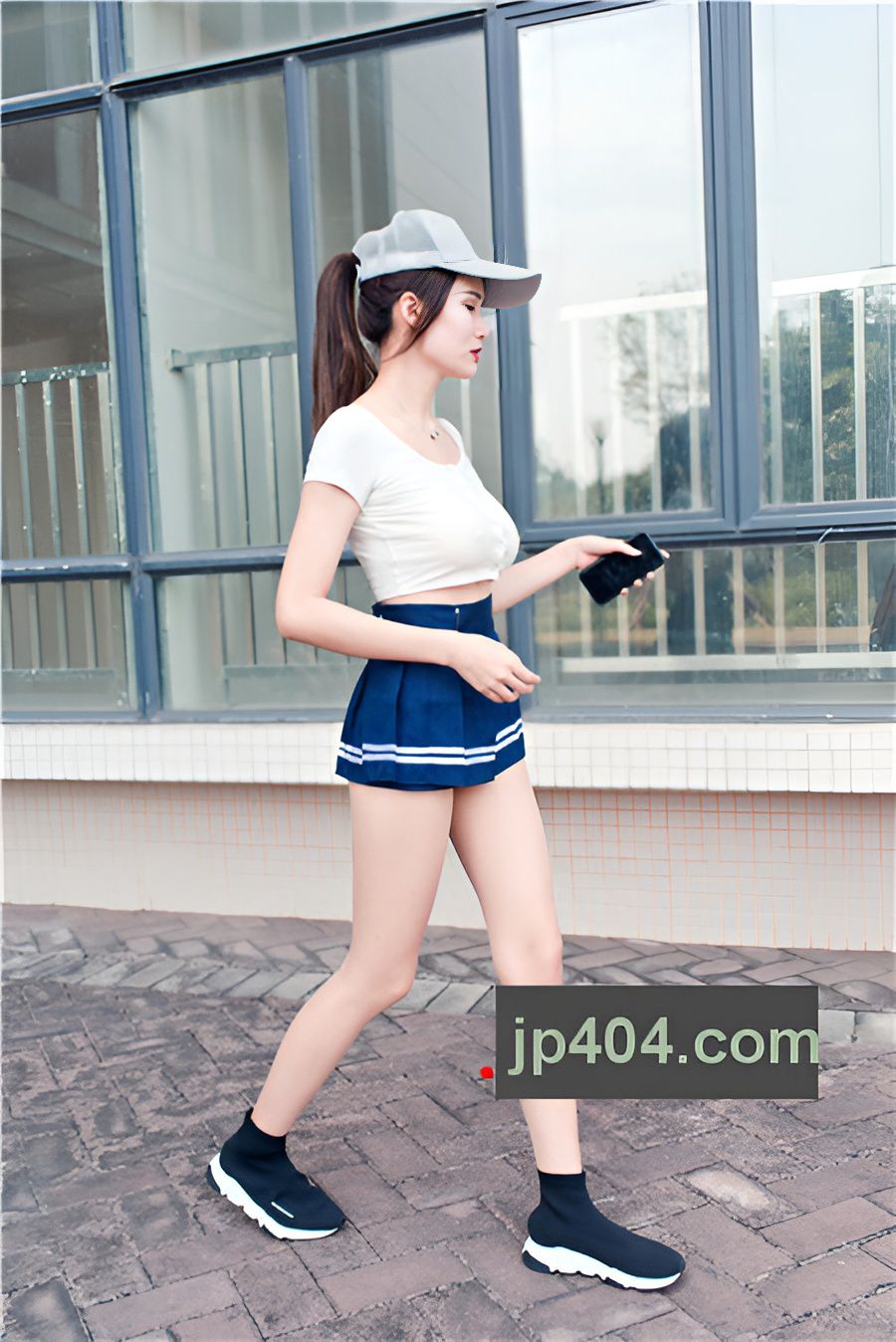 短裙肉丝小姐姐【套图+视频】