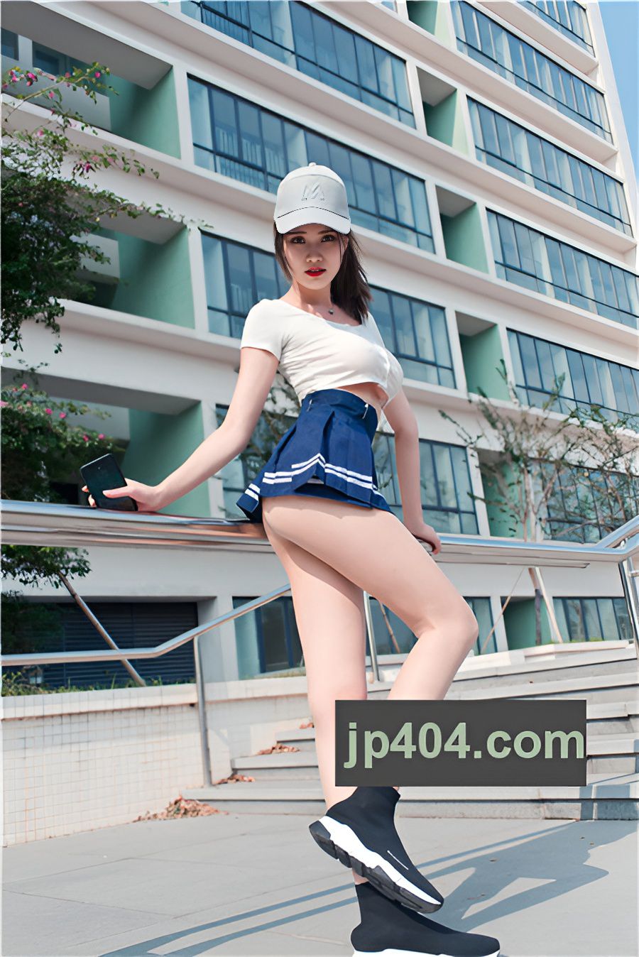 短裙肉丝小姐姐【套图+视频】