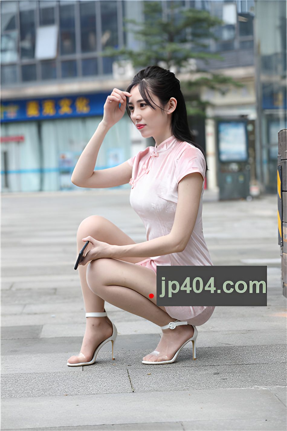 （套图）粉色连衣裙妹子 (158P)[1.9G/JPG]