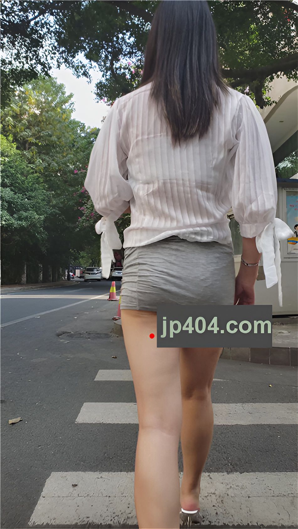 （视频）下班回家[5.51G/MP4]