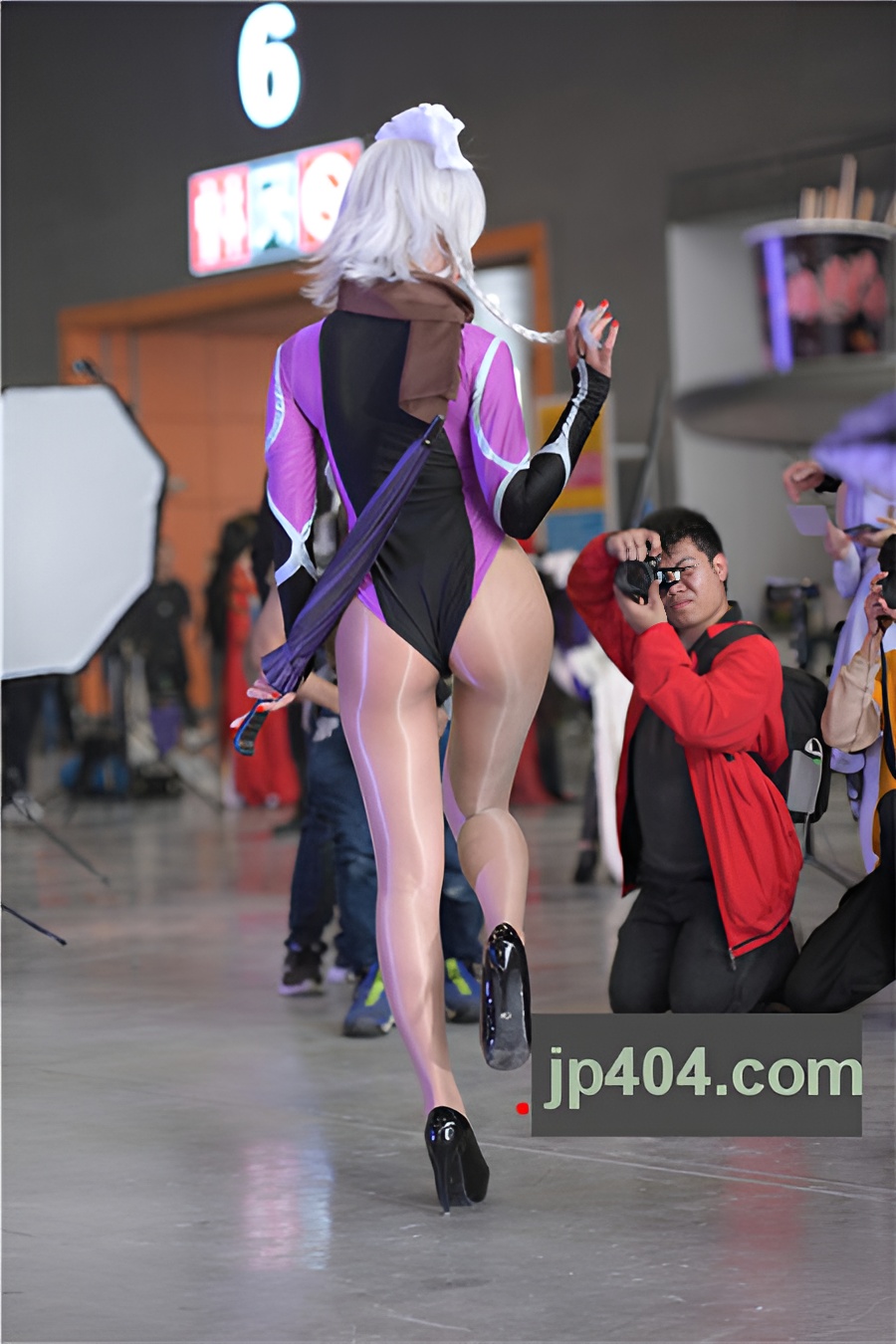 （套图）漫展肉丝妹子(270P)[5.4G/JPG]