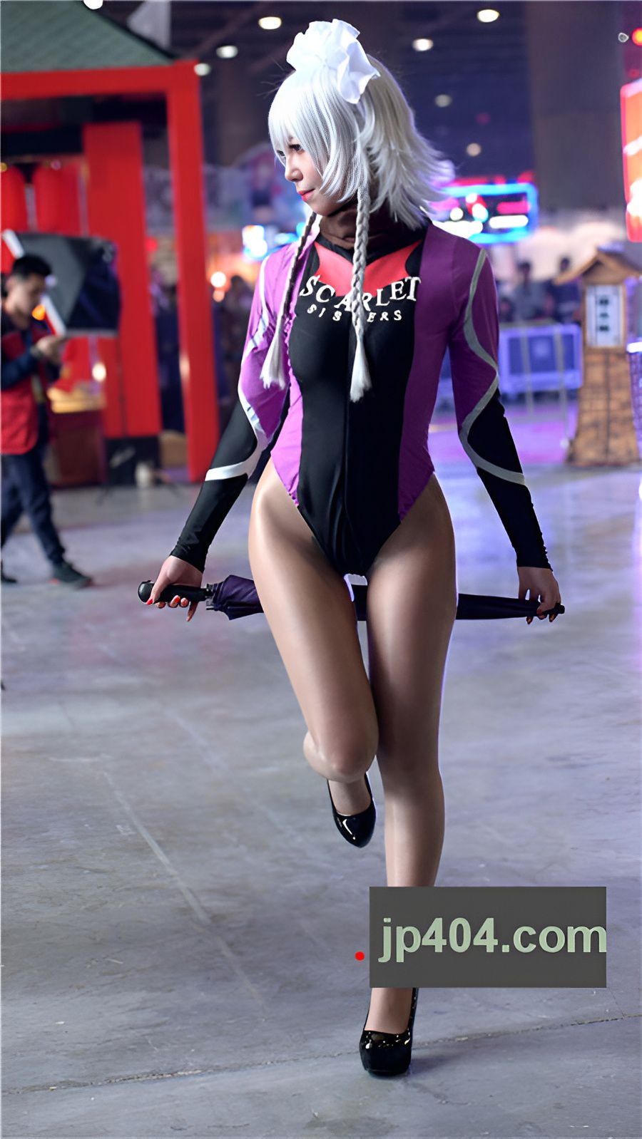 （视频）漫展肉丝妹子[5.61G/MP4]